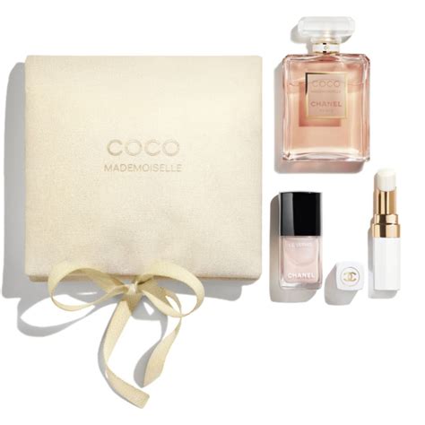 COCO MADEMOISELLE TROUSSE LE LOOK SECRET .